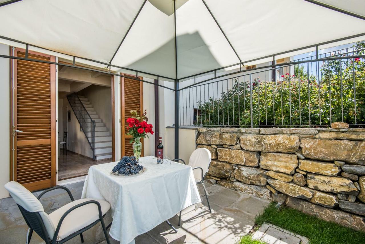 Casa Vacanze Squarcialupi Castellina in Chianti Exterior foto