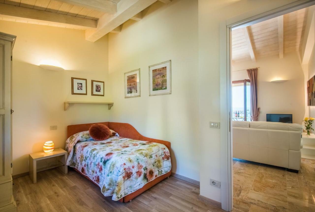 Casa Vacanze Squarcialupi Castellina in Chianti Exterior foto